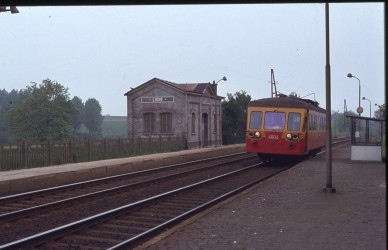Ligne - TH 78-3019.jpg